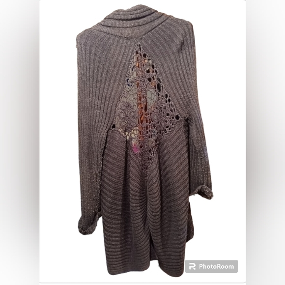 Exhilaration Long Thick Grey Cardigan w/ design on back - Picture 2 of 3